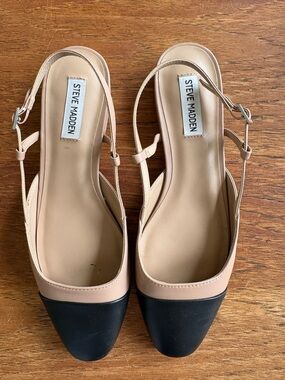 Steve Madden Belinda Black and Nude Leather Slingback Flats